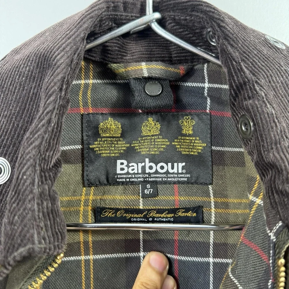 Barbour Jacket Kids 6-7 Green Waxed Cotton Tartan Lined Zip Pockets England